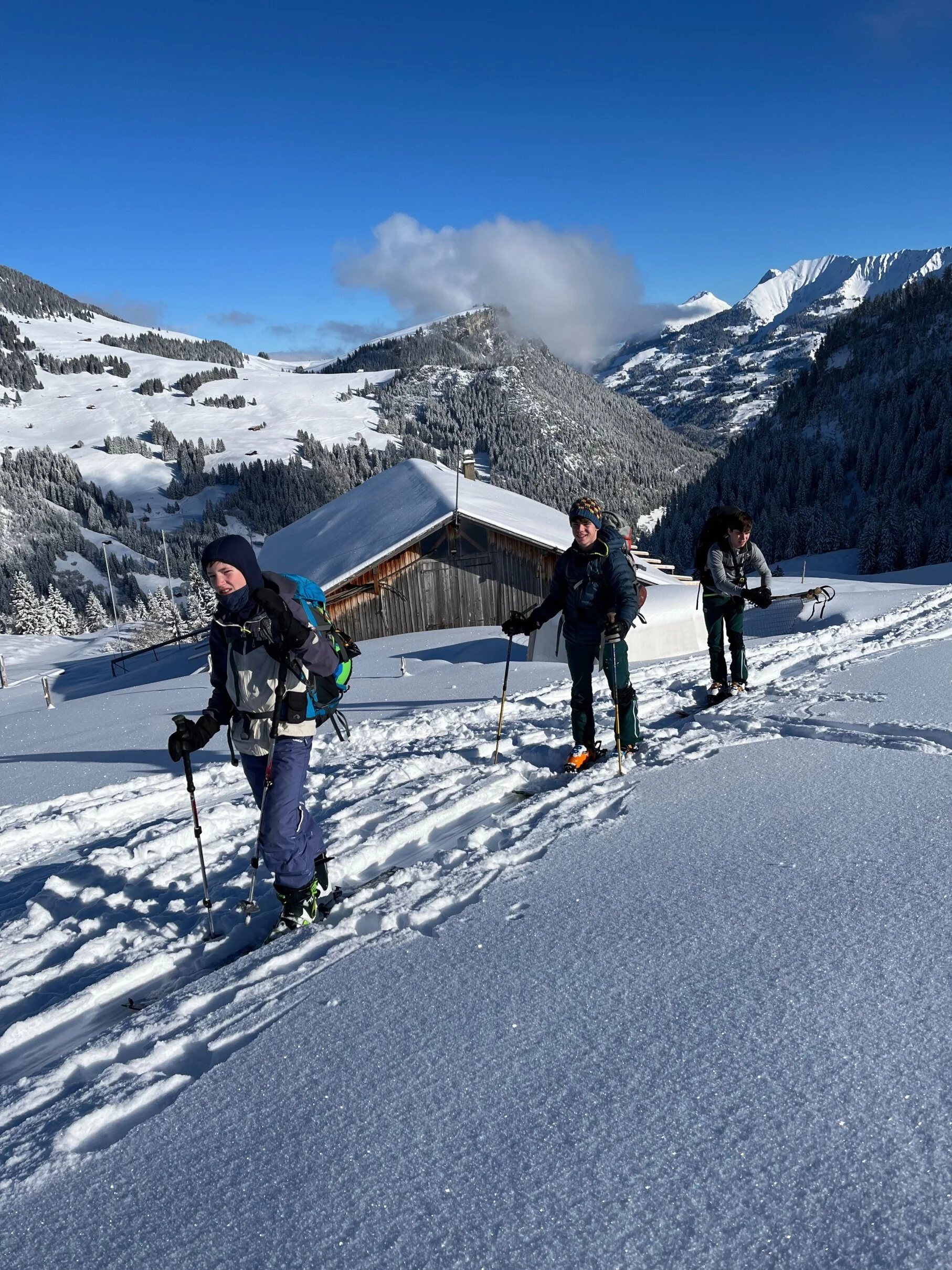 Winterhütte der Jugendgruppe Janual 2025 | © Copyright: DAV Sektion Isny