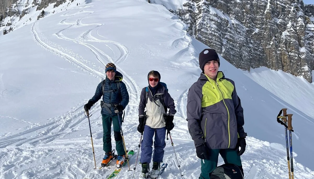 Winterhütte der Jugendgruppe Janual 2025 | © Copyright: DAV Sektion Isny