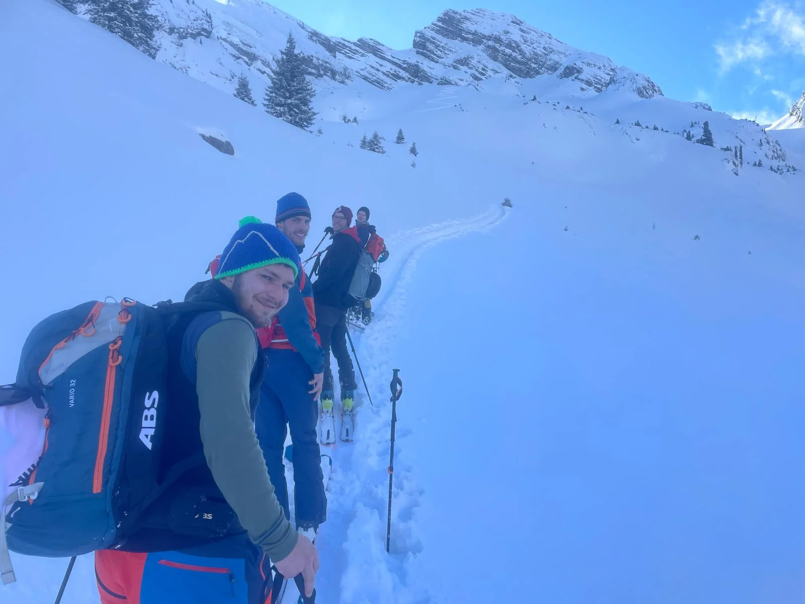 Winterhütte der Jugendgruppe Janual 2025 | © Copyright: DAV Sektion Isny