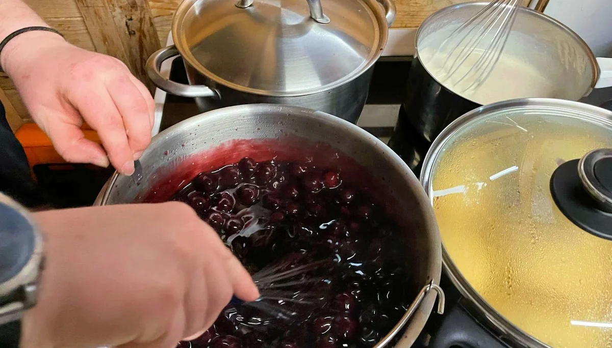 Winterhütte der Jugendgruppe Janual 2025 | © Copyright: DAV Sektion Isny