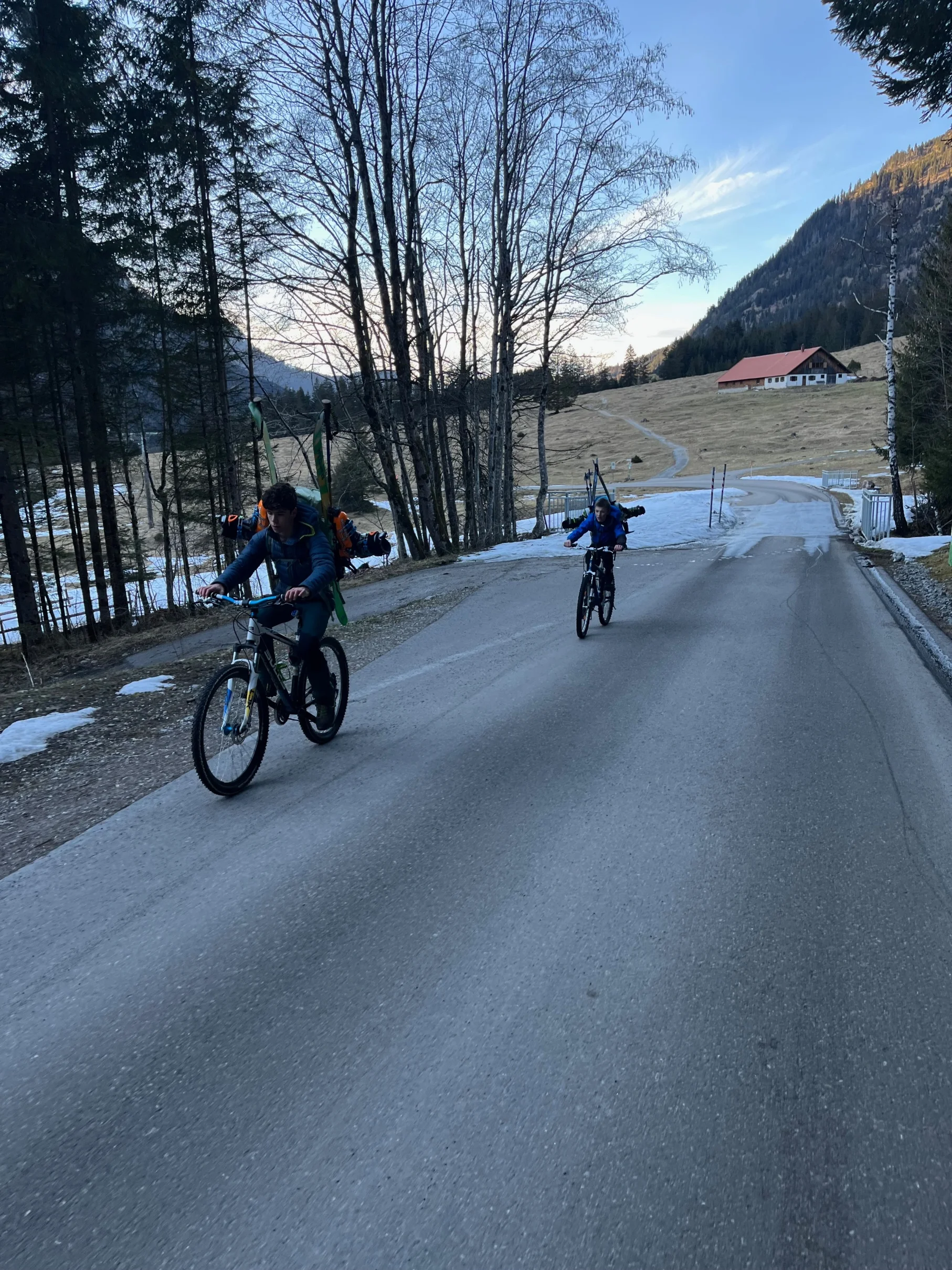 2025-02-21 Skitourenwochenende Alpingruppe Hintersteiner Tal | © Copyright: DAV Sektion Isny