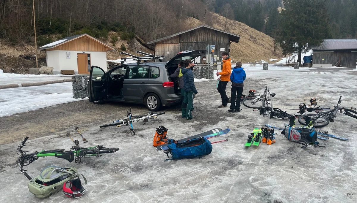 2025-02-21 Skitourenwochenende Alpingruppe Hintersteiner Tal | © Copyright: DAV Sektion Isny