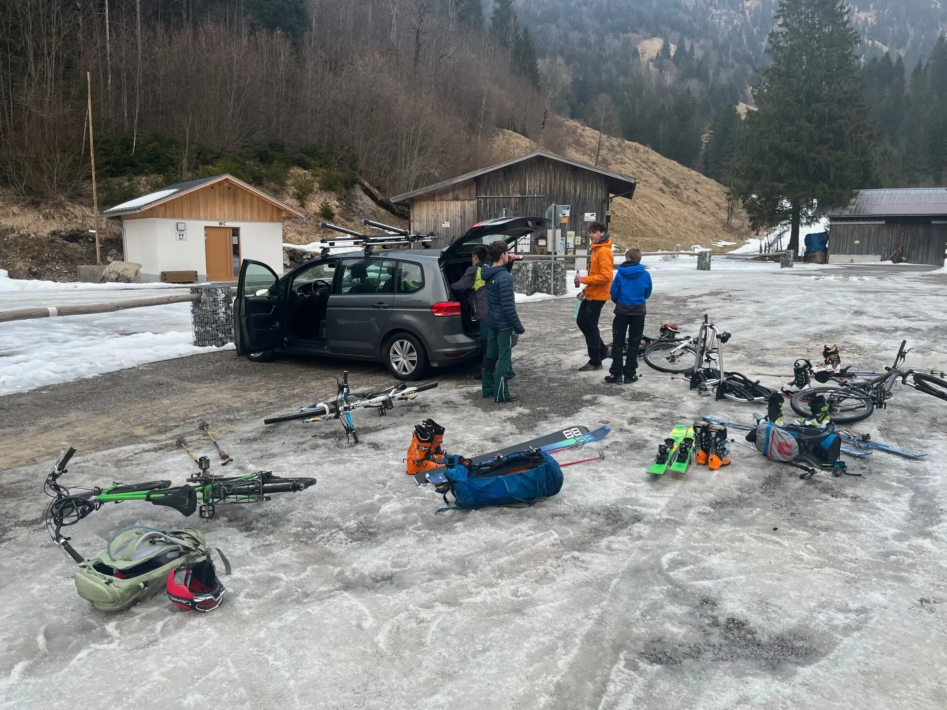 2025-02-21 Skitourenwochenende Alpingruppe Hintersteiner Tal | © Copyright: DAV Sektion Isny