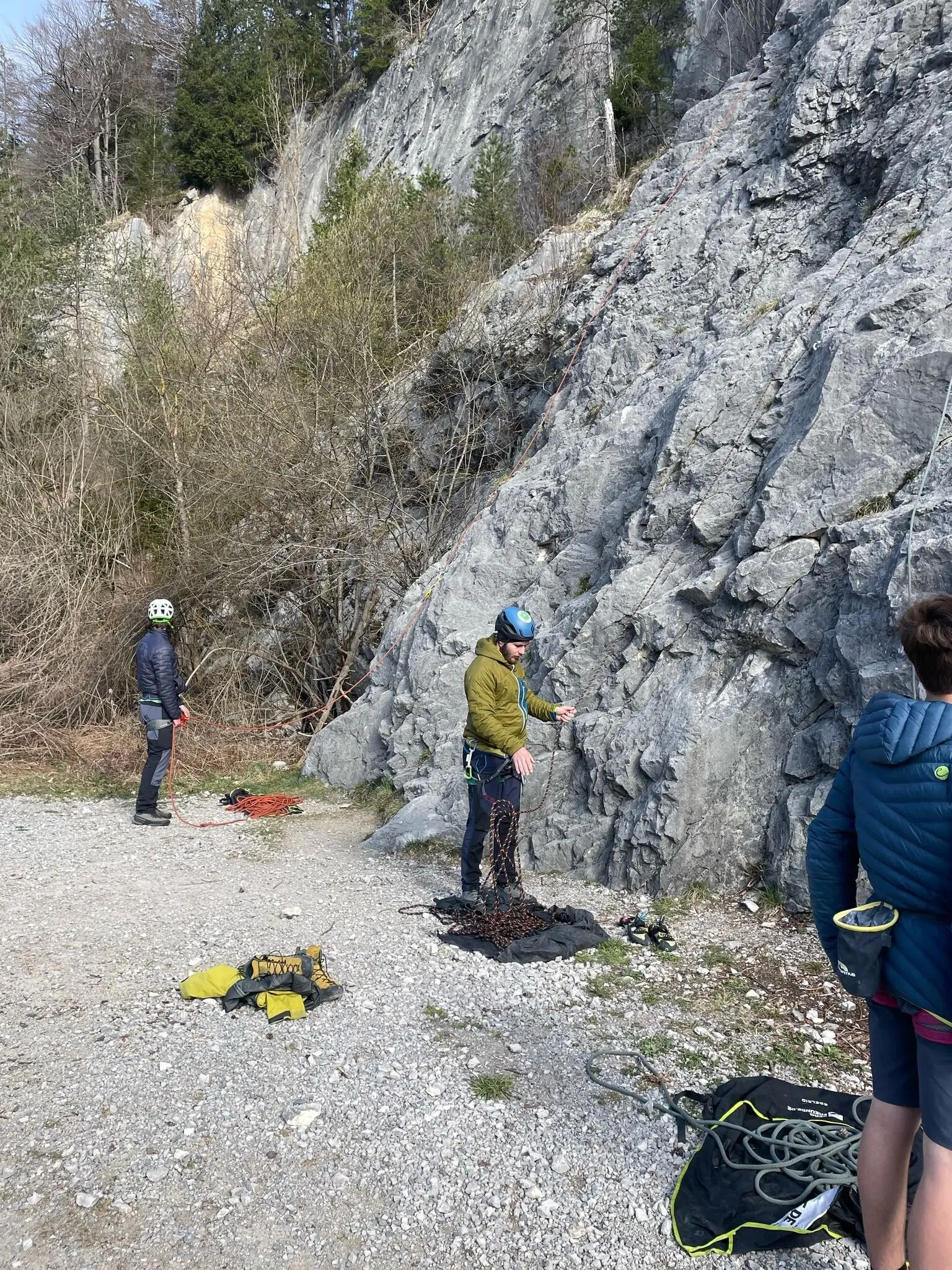 2025-04-06 An den Fels (und ins Wasser)! | © Copyright: DAV Sektion Isny