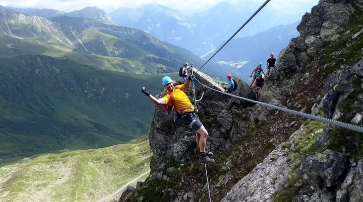 2025-06-28 Schmuggler-Steig und Rongg-Wasserfall | © Copyright: DAV Sektion Isny
