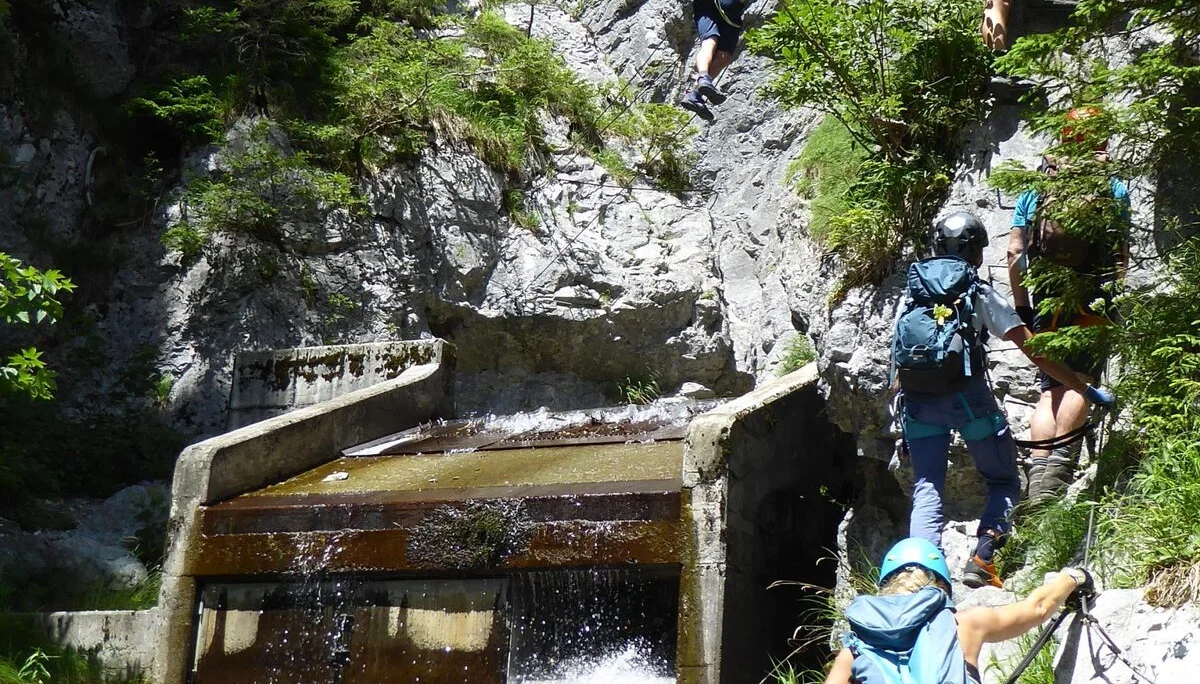 2025-06-28 Schmuggler-Steig und Rongg-Wasserfall | © Copyright: DAV Sektion Isny