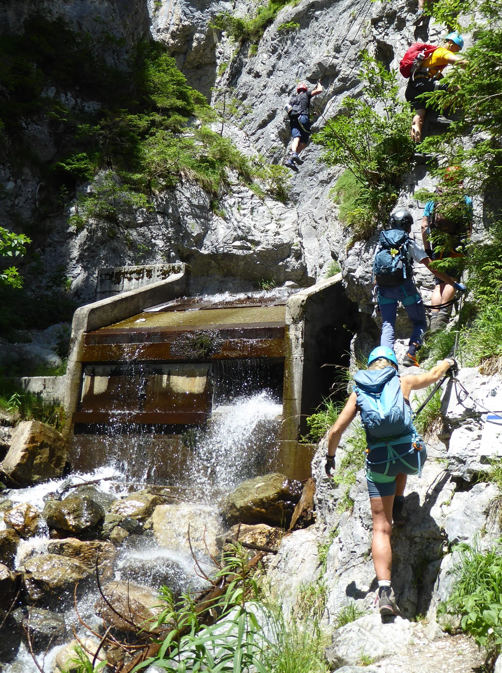 2025-06-28 Schmuggler-Steig und Rongg-Wasserfall | © Copyright: DAV Sektion Isny