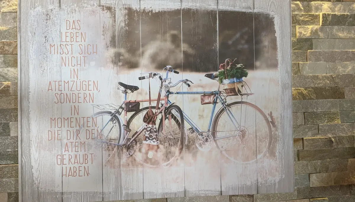 2026-04-18 Frühjahrstour an's Schwäbische Meer - Guter Spruch im Gasthaus | © Copyright: DAV Sektion Isny