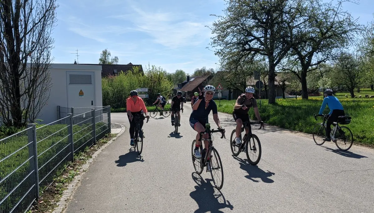 2026-04-18 Frühjahrstour an's Schwäbische Meer - Bitte nochmals umdrehen für ein letztes Foto | © Copyright: DAV Sektion Isny