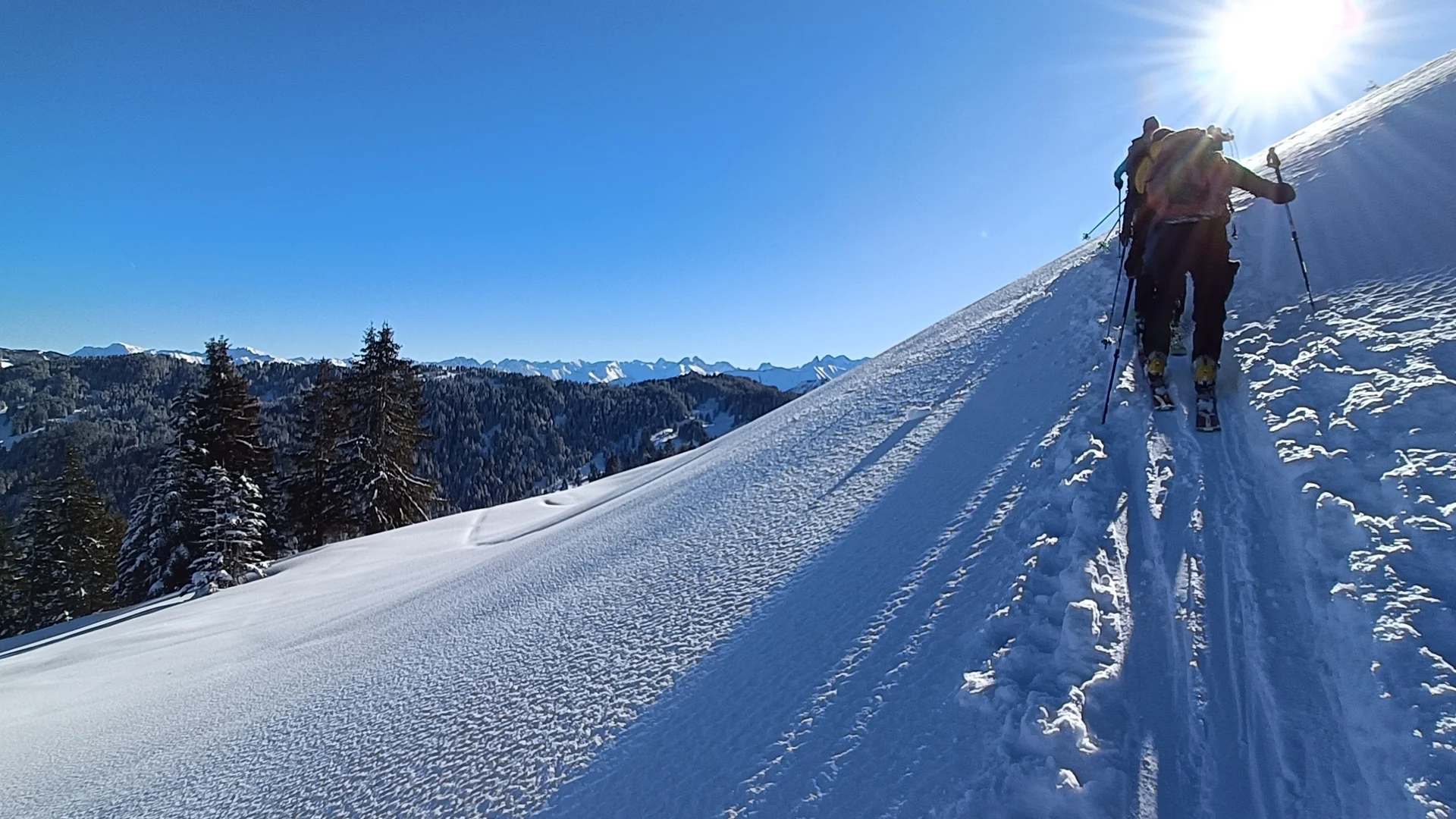 2026-01-04 Skitour Burstkopf.jpg | © Copyright: DAV Sektion Isny