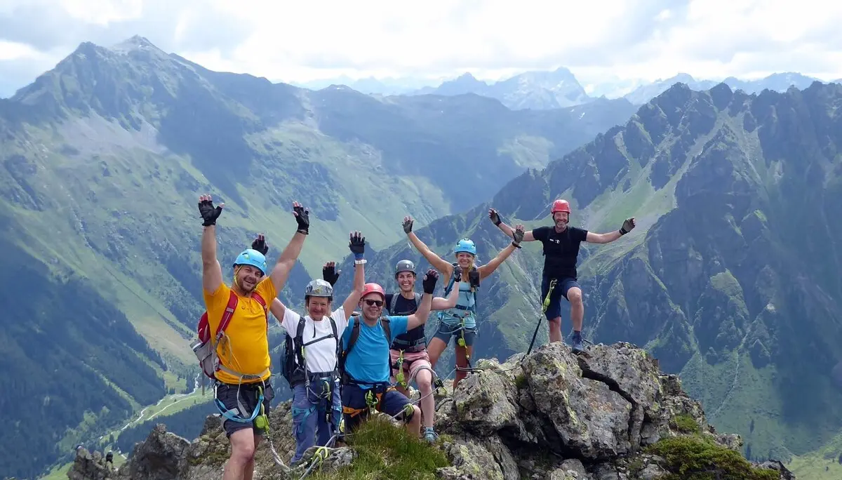 2025-06-28 Schmuggler-Steig und Rongg-Wasserfall | © Copyright: DAV Sektion Isny